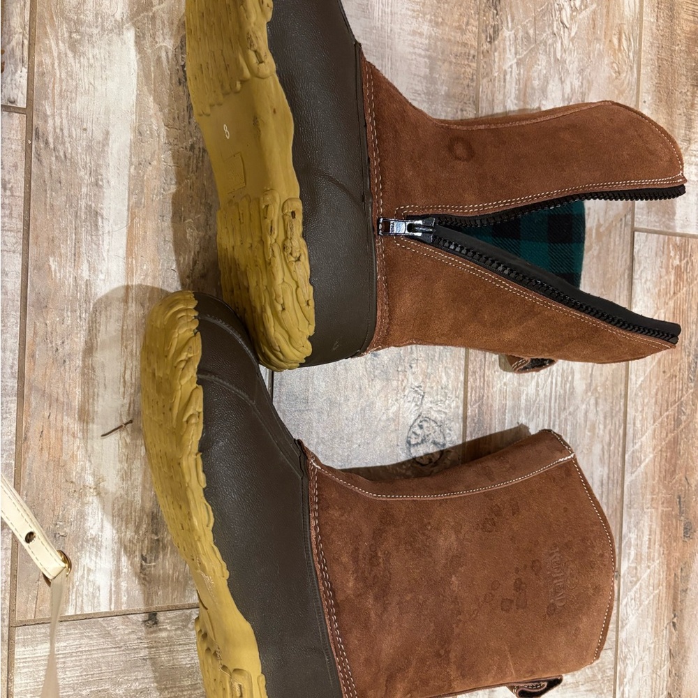 RedHead men’s Brown and Tan Winter Boots